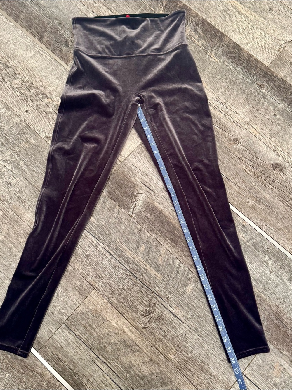 SPANXShape Leggings 4 pcs: 1 Black Faux Leather, 3 Velvet: Black, Gray, Bugundy - Picture 14 of 16